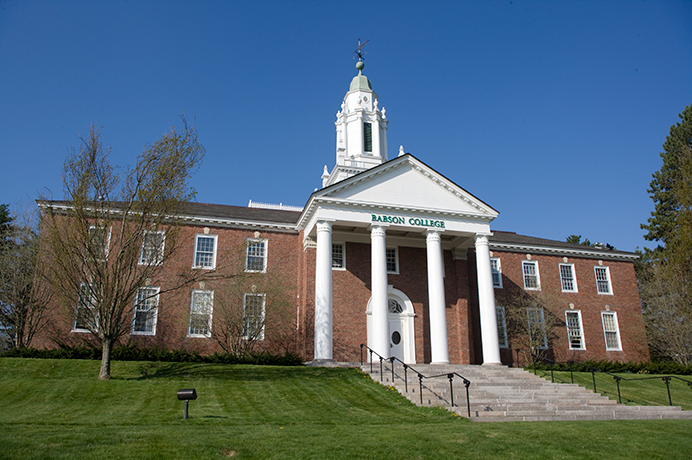 Women’s Leadership Scholarships at Babson College, USA 2021