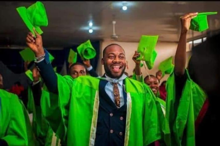 Induction/Swearing in ceremony of IMSU 2020/2021 medical graduates into MDCN - See who emerged as best graduating student